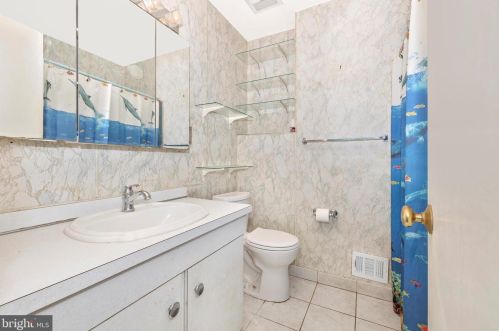 13216 Dauphine St, Silver Spring MD 20906-5211 exterior