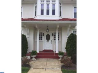 402 White Horse Pike, Haddon Heights NJ  08035-1707 exterior