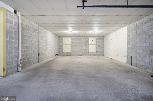 2025 Queen St, York PA  17403-4851 exterior