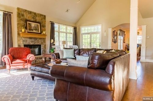 77 Sicomac Rd, Paterson, NJ 07506-3052