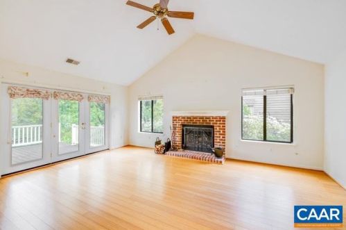 998 Amber Ridge Rd, Charlottesville, VA 22901-9502