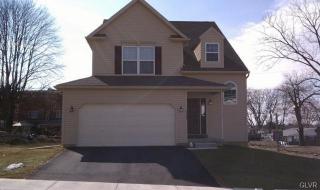 2037 Wood St, Allentown, PA 18103-5303