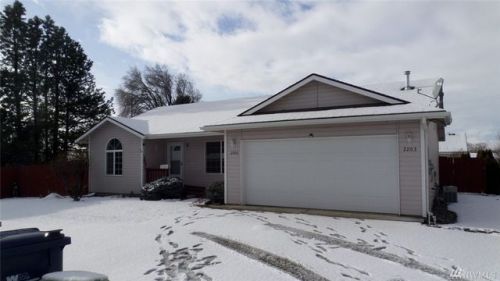 2203 Abbey Glen Ct, Ellensburg, WA 98926-3088