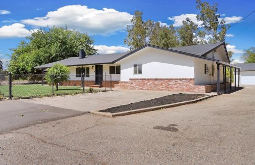 13525 Victor Rd, Lodi, CA 95240-9778