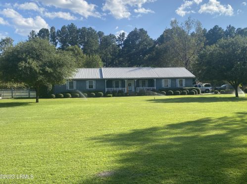 3222 Charleston Hwy, Varnville, SC 29944-3506