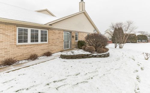 87 Odyssey Dr, Tinley Park, IL 60477-4853