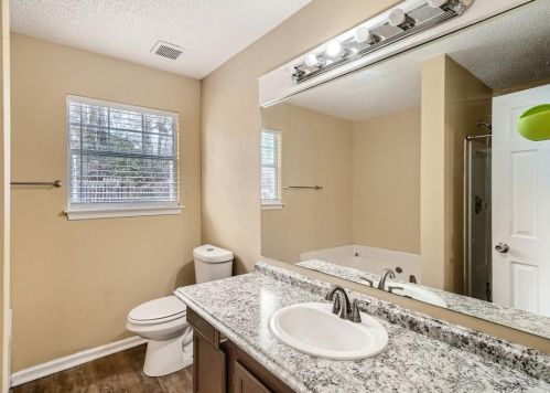 6988 New Dl Rd, Rex GA 30273-2178 exterior