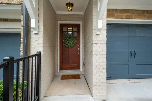 311 Goodson Ln, Atlanta, GA 30309-1904