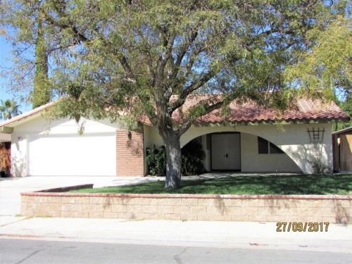 910 Las Cruces Ave, Ridgecrest, CA 93555-3320