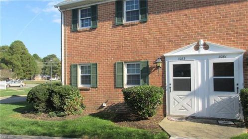 3083 Reese Dr, Portsmouth, VA 23703-4618