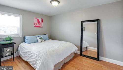 1318 Jackson St, Philadelphia PA  19148-2931 exterior