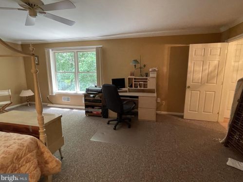 112 Bentley Ln, Lancaster PA  17603-6223 exterior