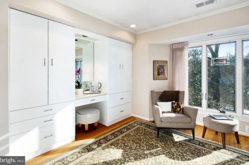 115 The Mews, Tavistock NJ exterior