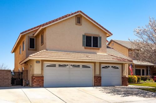 42320 Aaron Ct, Lancaster, CA 93536-1250