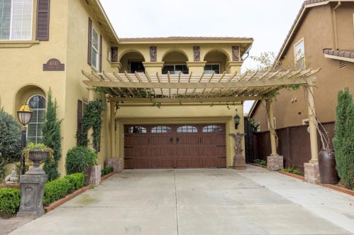4641 Crimson Way, Turlock, CA 95382-8656