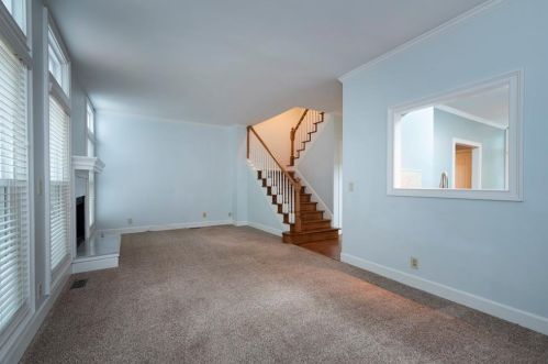 8695 Hope Mews Ct, Atlanta GA  30350-2961 exterior