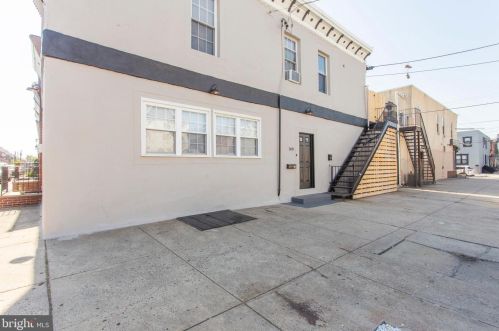 368 Daly St, Philadelphia, PA 19148-3307
