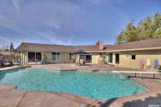 4806 Cameron Ranch Dr, Carmichael, CA 95608-8016