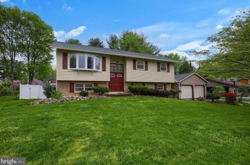 2829 Brookfield Rd, Lancaster, PA 17601-3503