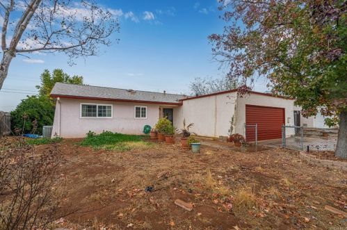 1736 Plumeria Dr, El Cajon, CA 92021-1141