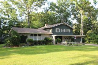 104 Lake Crest Ln, Tullahoma, TN 37388-5213