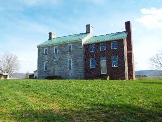 1226 Gose Mill Rd, Tazewell, VA 24651-8427