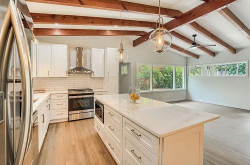 4590 Briarcliff Rd, Atlanta GA  30345-2160 exterior