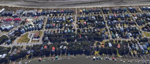 816 Palm Blvd, Isle Of Palms SC  29451-2218 exterior