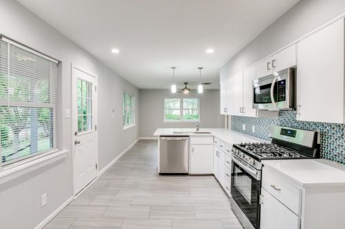 4029 Driskell Blvd, Fort Worth TX  76107-7207 exterior