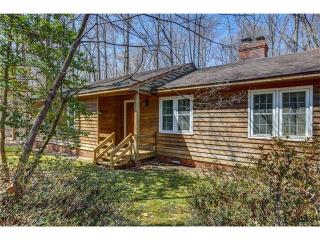 7494 Normans Bridge Rd, Mangohick, VA 23069-1543
