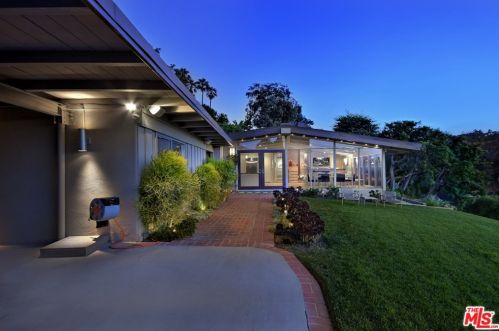 3641 Glenridge Dr, Van Nuys, CA 91423-4638