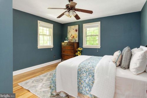 1517 Forest Glen Rd, Silver Spring MD 20910-1122 exterior