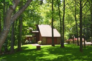 6903 Ridge Haven Rd, Greensboro, NC 27410-9234