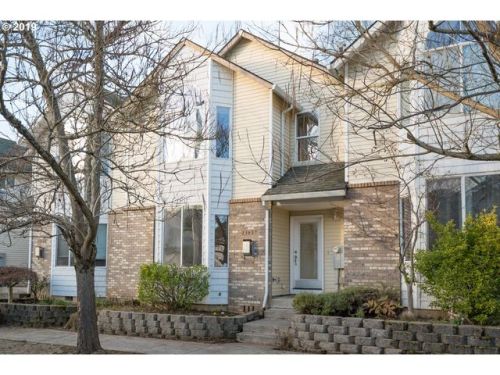 13637 Steele St, Portland OR  97236-4073 exterior
