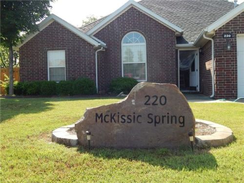 220 Mckissic Spring Rd, Centerton, AR 72719-9433