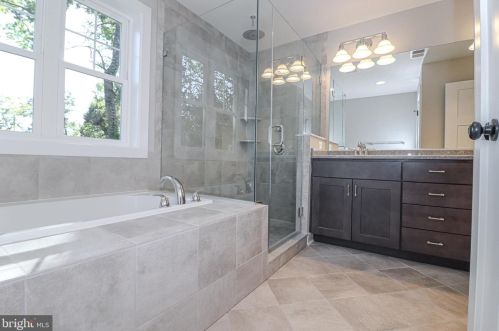 31 Chrisba Rd, Severna Park MD  21146-3060 exterior