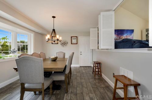 10 Bailey Pl, Sewaren, NJ 07077-1101