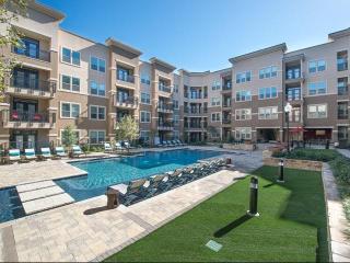 432 Samuels Ave, Fort Worth TX  76102-2479 exterior