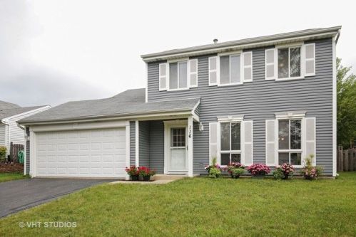 116 Red Cedar Dr, Streamwood, IL 60107-2232