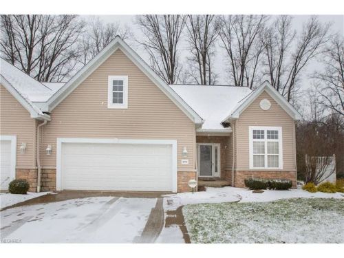 30152 Shadow Creek Dr, Cleveland OH 44145-7804 exterior