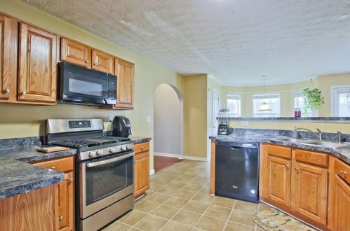 1605 Gallup Dr, Stockbridge GA  30281-2481 exterior