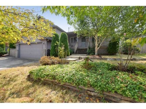 37488 Green Mountain St, Sandy, OR 97055-6379