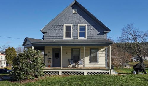 24 Highland Ave, Unity, NH 03743-3138