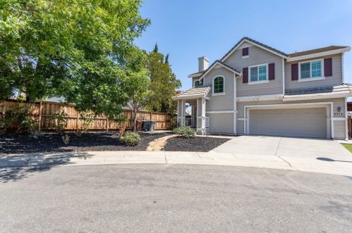 8819 Breaker Point Ct, Elk Grove, CA 95758-6843