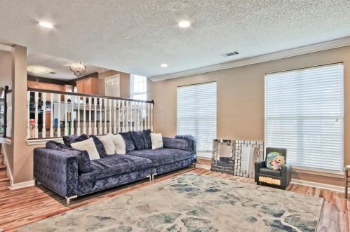 5985 Waggoner Ct, Rex GA  30273-5206 exterior