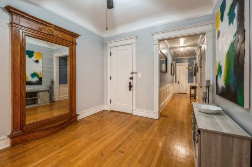 5310 Cornell Ave, Chicago, IL 60615-5642