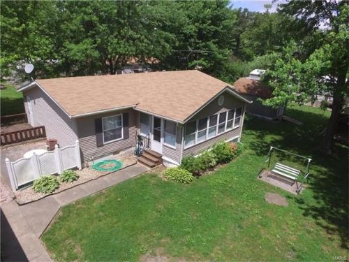 19621 Joy Ln, Boulder, IL 62231-5454