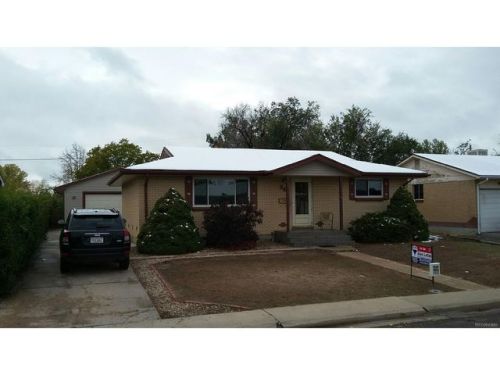 247 14th Ave, Denver CO  80601-2305 exterior