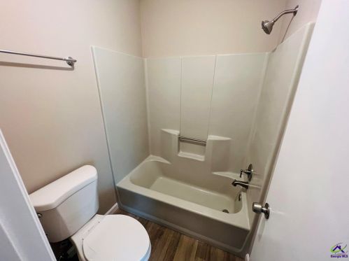 100 Beaver Lodge Pl, Warner Robins GA  31088-6082 exterior