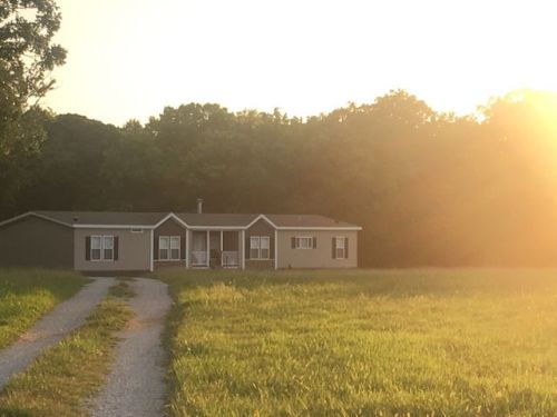 398505 600 Rd, Copan, OK 74022-4900